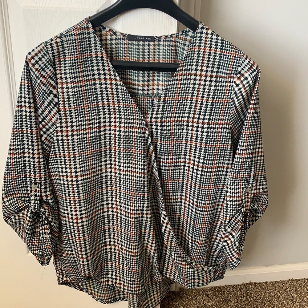 Women’s Plaid Blouse